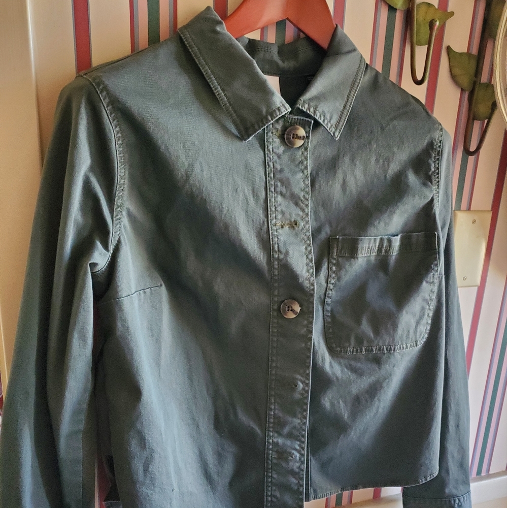CABI short shirt jacket